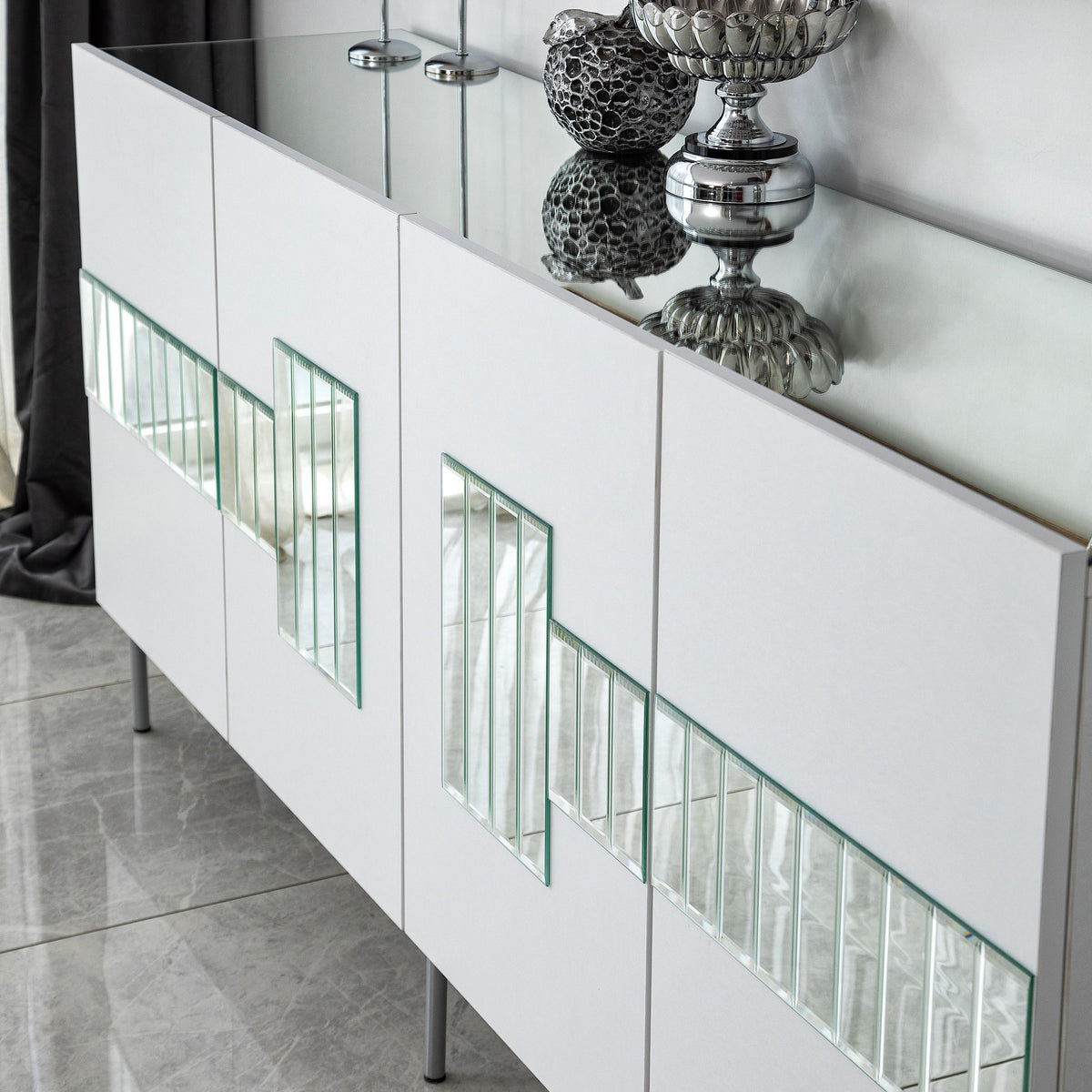 Μπουφές Λευκό
Ασημί 180x40x80cm | 552NOS1803